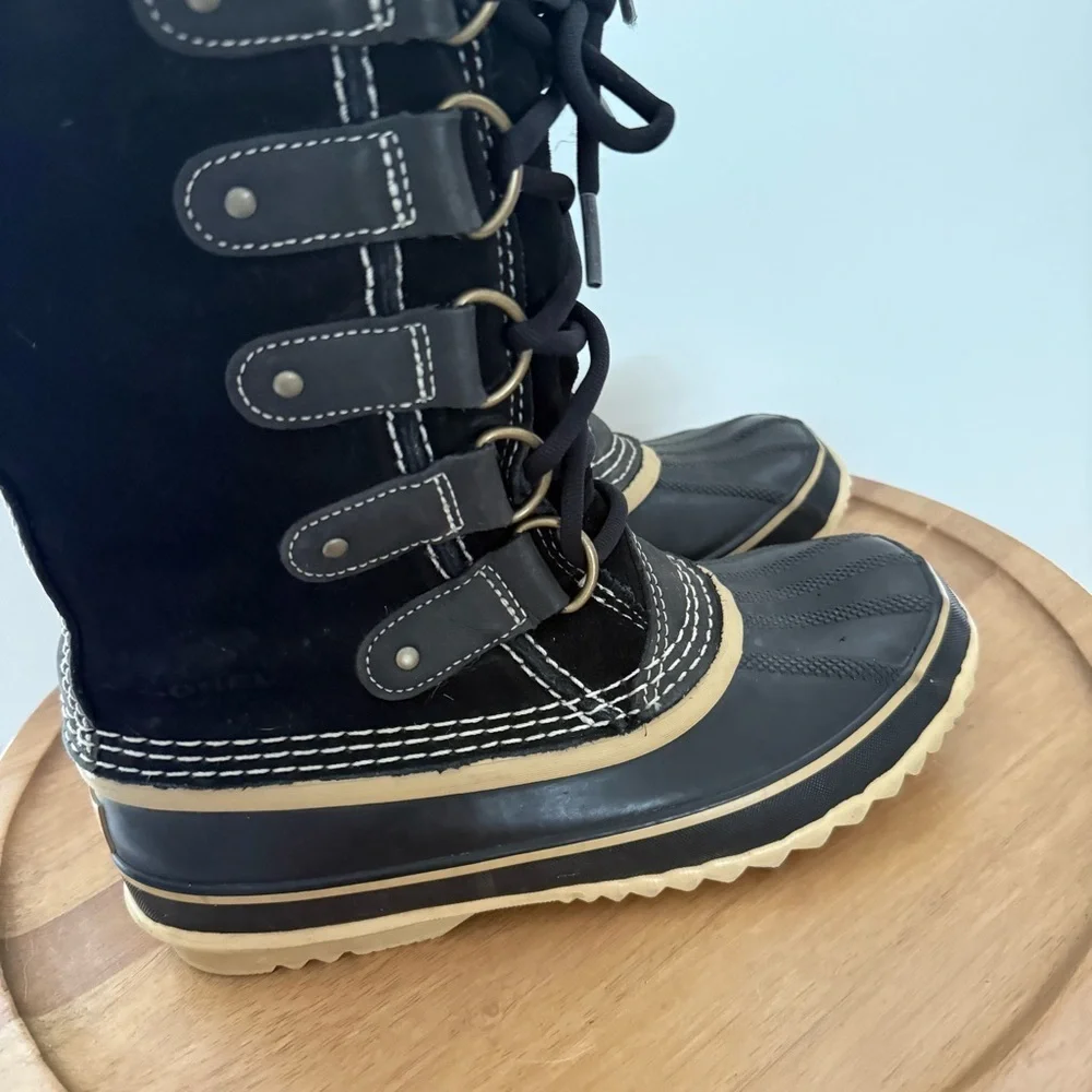 Sorel Black Faux Fur Lace Up Waterproof Winter Boots Women’s Size 6